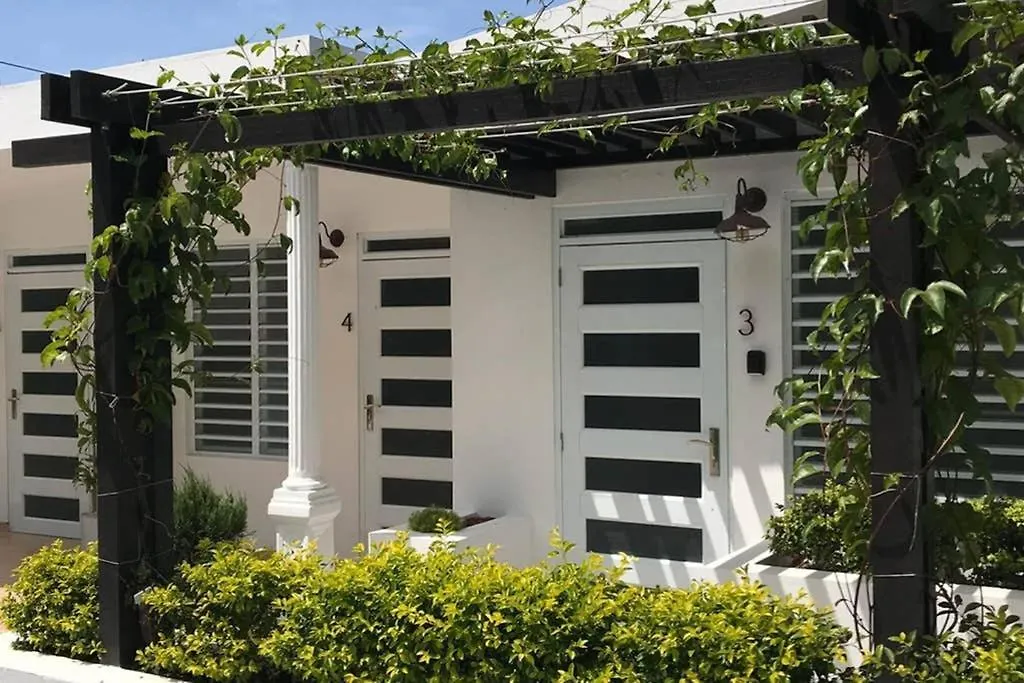 Carmeloria III Apartment Rincon